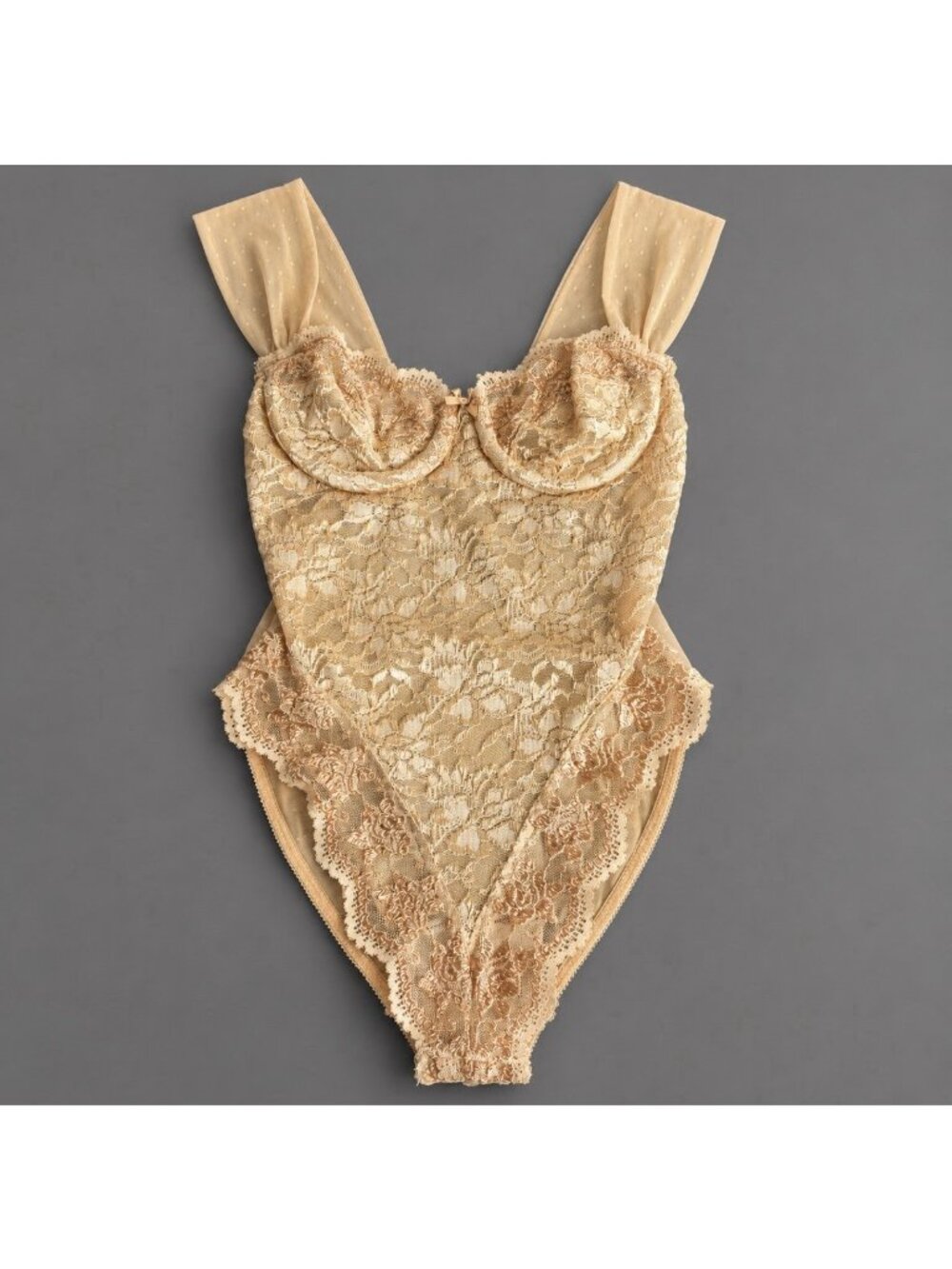 Vintage 90s VASSARETTE 34B Beige Lace Underwire Teddy Lingerie Bodysuit Hi-Cut